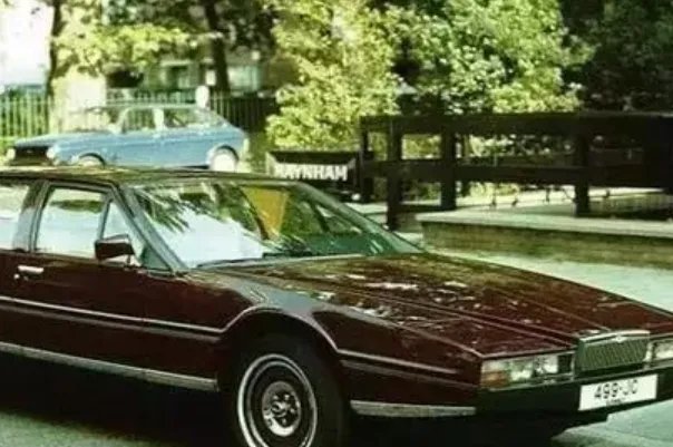 世界十大丑车排行榜,第一是保时捷卡雷拉,第三非常安全