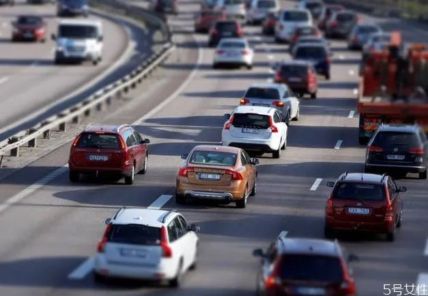 2021年元旦高速公路免费吗 2021年高速免费时间表