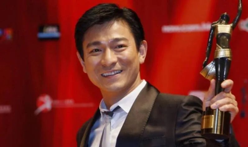 刘德华确诊是真的吗 近日的身体状况如何