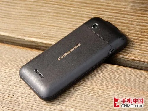 入门智能同样精彩 酷派E239全面评测