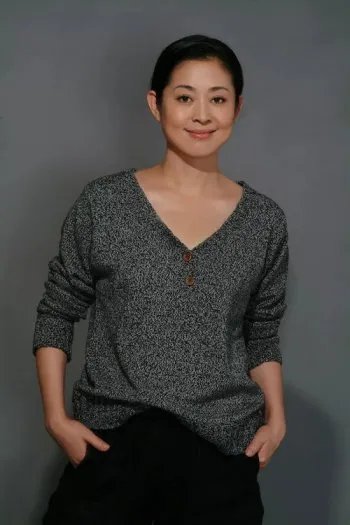 倪妮是倪萍的侄女吗 是倪萍家什么人有亲属关系吗