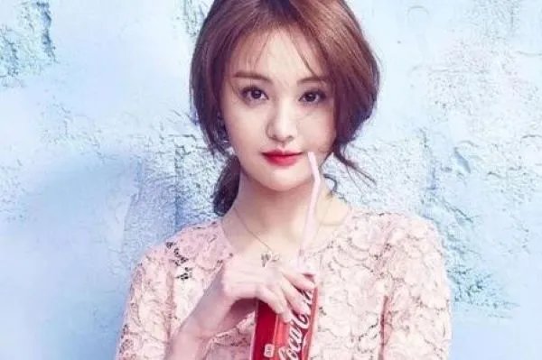 郑爽豪宅降价2000万没卖掉，为何这个房子没有人敢下手？