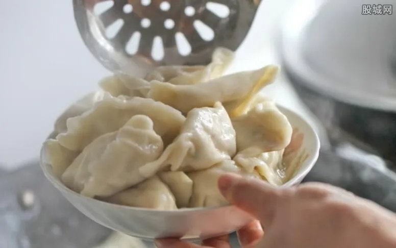 偷洋水仙包饺中毒 责任到底该谁来承担