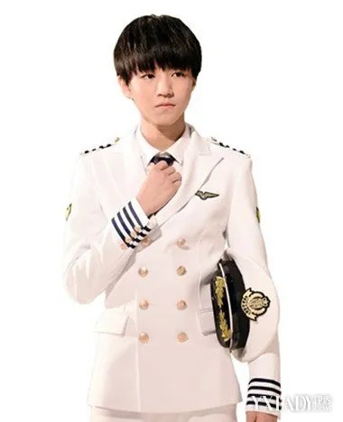 16岁王俊凯尴尬被求婚《大梦想家》MV变身造梦者