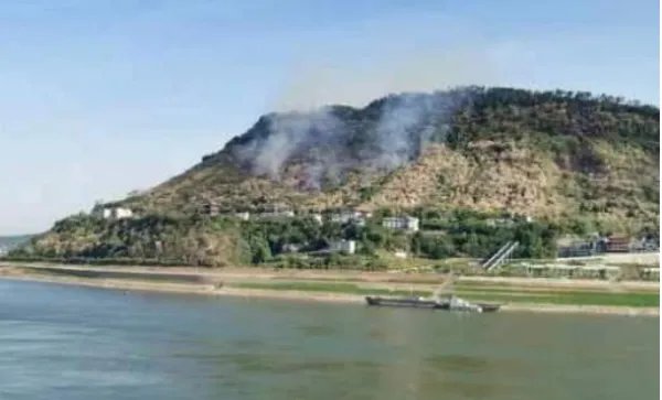 重庆涪陵区江北街道山火得到有效控制，此次山火是什么原因引起的？
