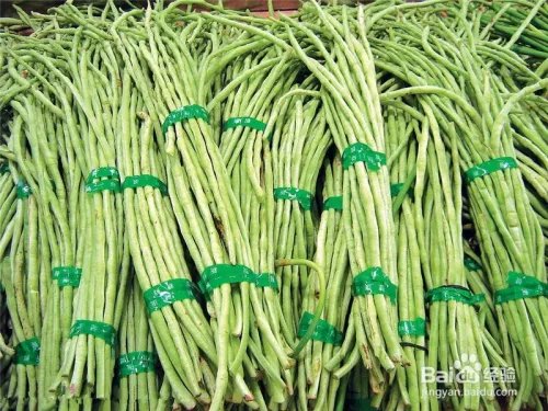 贫困学生倒牛奶，学生怎样注意饮食健康