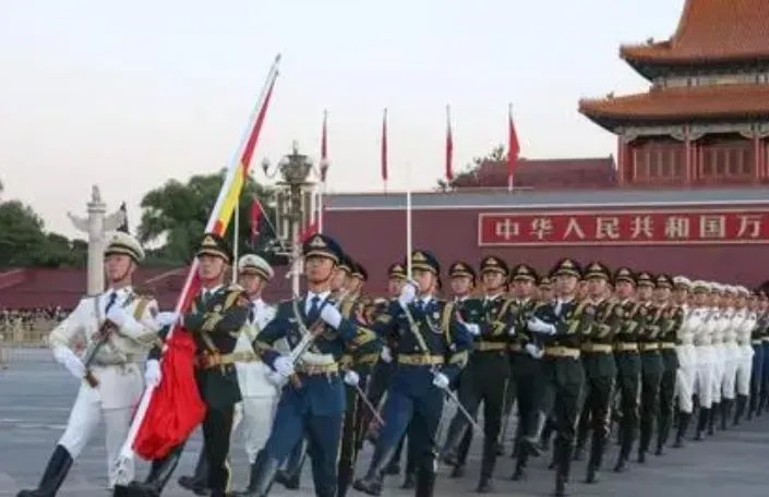 中国解放军军歌歌词完整版