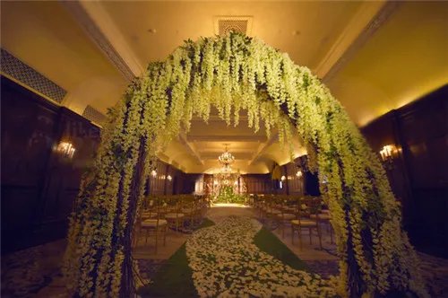 西式婚礼现场怎么布置好 2017浪漫婚礼现场布置图片