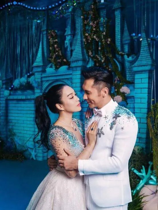 50岁的钟丽缇,瘦身8公斤,钟丽缇减肥的秘诀有什么?