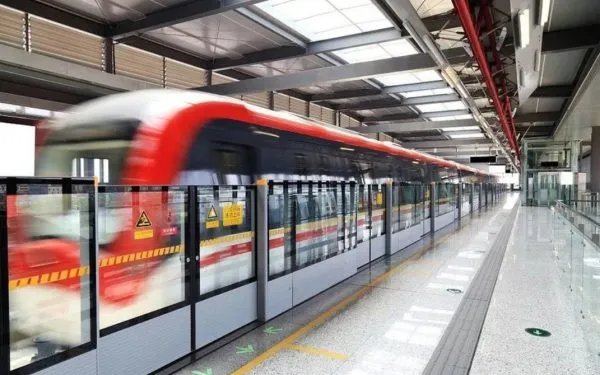 没有地铁的一线城市