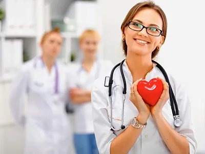 皮肤有白色斑块是怎么回事-皮肤出现了白色斑块