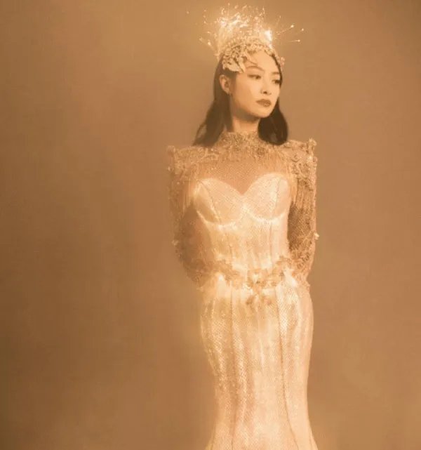 宋茜穿礼服显胖，晒泳装照回应，身材真实吗？