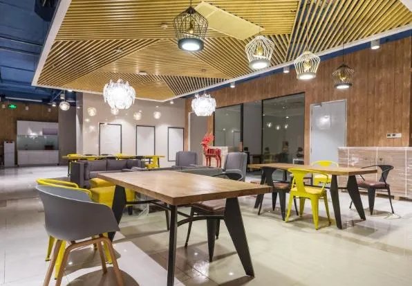 联合办公是什么，上海有没有，真的有那么好吗？