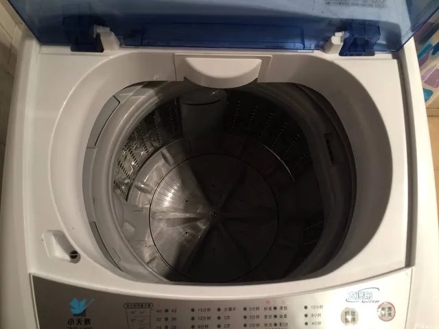 小天鹅全自动洗衣机的使用步骤及注意事项