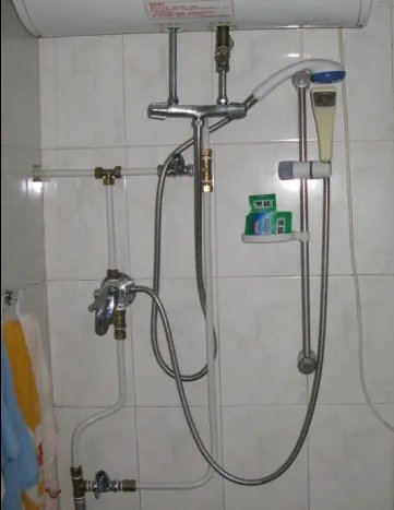 太阳能与热水器共用连接示意图