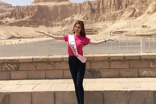 袁佳怡献门全套照片 在男朋友怀里娇羞灿烂