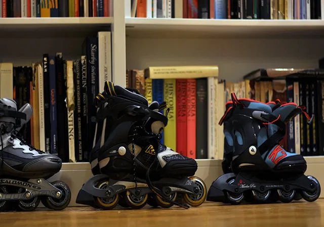 【直排轮滑教程】直排溜冰鞋怎么刹车 直排轮滑鞋技巧分享