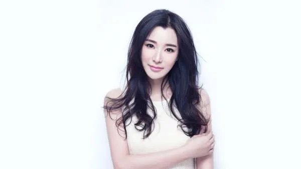 广电总局发声抵制唯颜值的畸形文化，这种畸形文化该如何抵制？