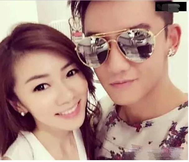 郑恺女友程晓玥是什么背景？