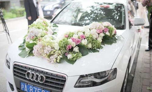 鲜花婚车的美好寓意 婚车用花有什么讲究
