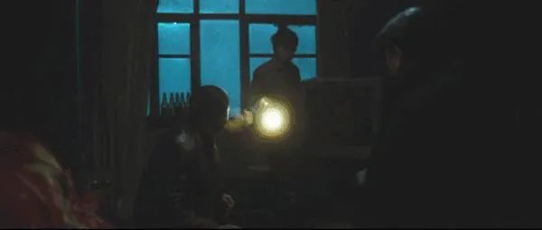 树先生解析细思极恐看了三遍 魔幻与现实交织的一部电影