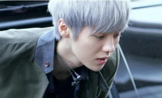 鹿晗出道前旧照是怎么回事 鹿晗出道前旧照曝光