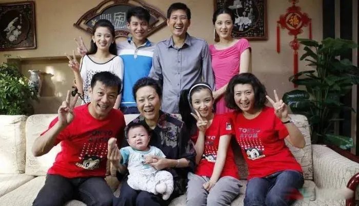 王丽云个人简历资料 女儿是车晓，前丈夫是谁