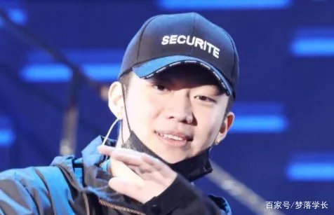 夜宿门过去三年了，Pgone发新歌嘲讽贾乃亮，他和李小璐还在一起吗？