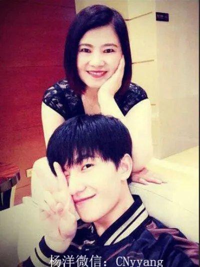 杨洋个人资料简介：杨洋家庭背景及妈妈照片曝光