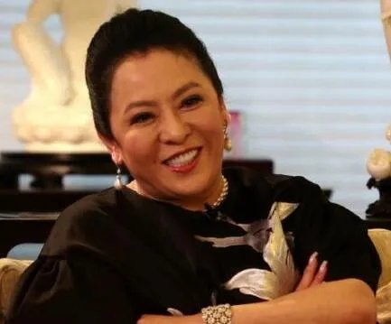 向华强太太炮轰周星驰事件升级 香港演艺圈艺人们忙站队