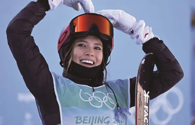 谷爱凌个人资料及简介,谷爱凌三围身材美照一览