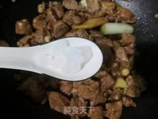 羊肉炖萝卜