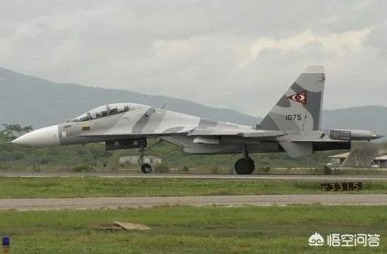 委内瑞拉正在进行军演，它的三军部队各有哪些主打军事装备？