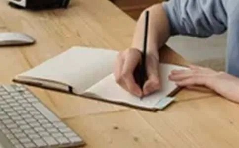 我敬佩这样的人作文600字