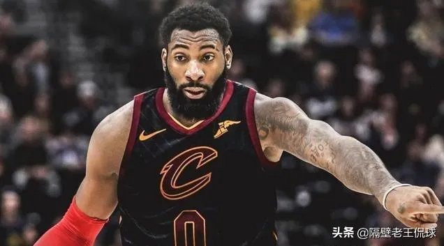 德拉蒙德换布兰登·奈特、约翰·亨森和一个次轮签，什么操作？