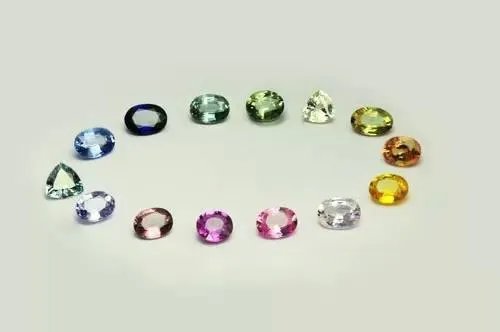 蓝宝石都是蓝色的吗?